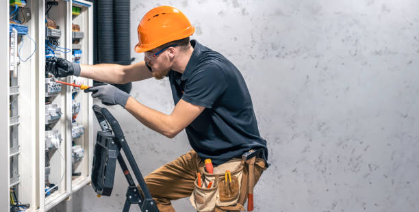 Best Commercial Electrician Services  in Celina, TN